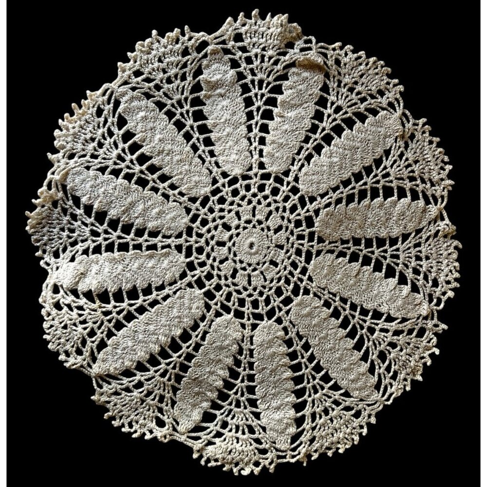 Handmade Cream Crocheted Harvest Wheat Doily 18" D Country French Core  Wedding
